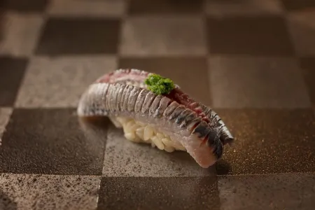 蔵六雄山
