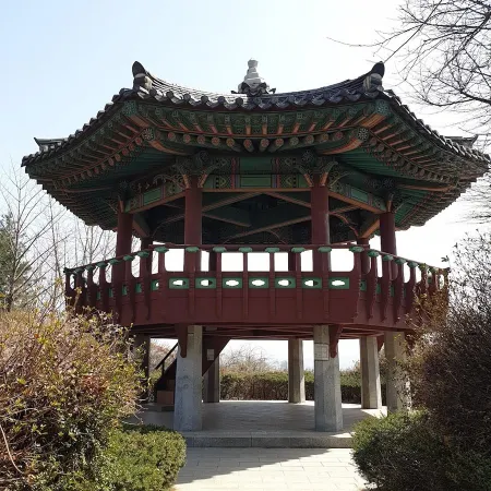 Maebongsan Ocatagon Pavilion