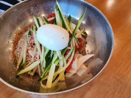 Wonjugol Dolsot Chueotang