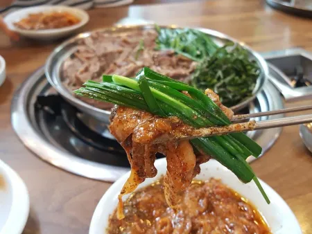 Ttukbaegi Bosintang