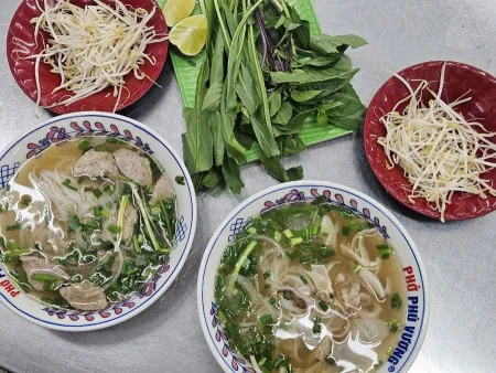 Phở Phú Vương