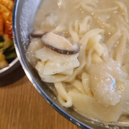 Yeonsinnae Kalguksu