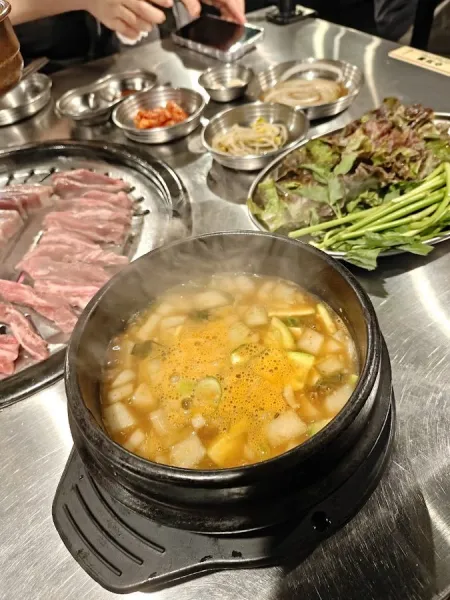 Tongtong Dwaeji