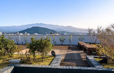 Index J Dream Hotel