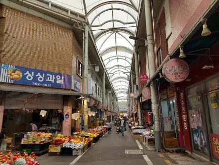 Deokpo Market