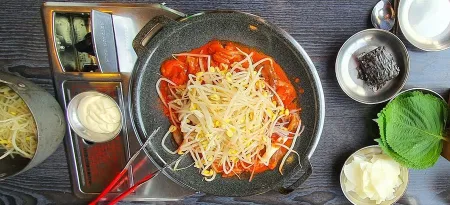 Maeun Nyeoseokdeul Sindang Main Branch