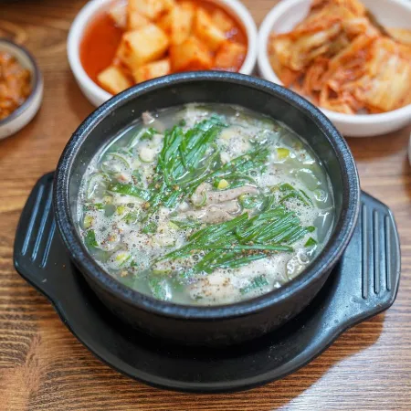 Hanyang Sundae Haejangguk
