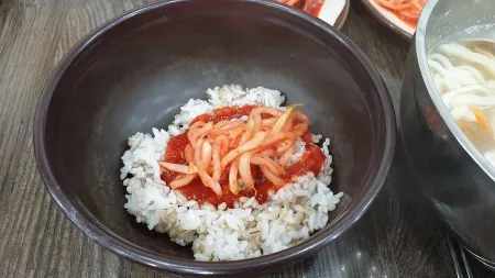 Deoksugung Haemul Kalguksu