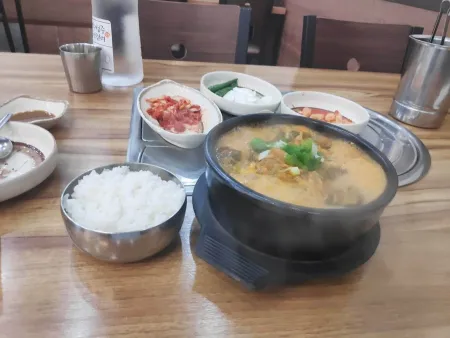 Jeongane Ttukbaegi Gamjatang