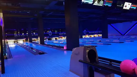 Beach Bowling Alley