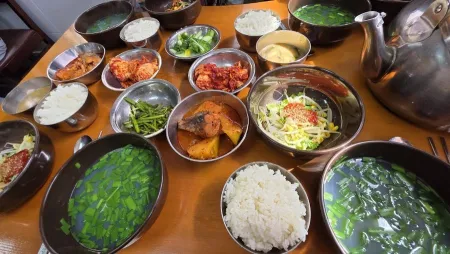 Halmae Jaecheopguk