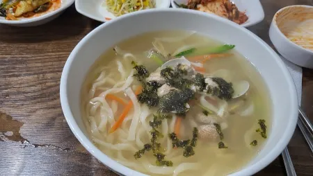 남매칼국수