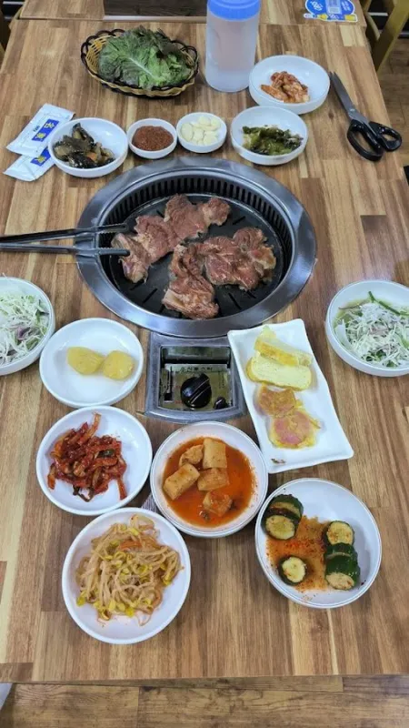 Gwangjang Sutbul Galbi