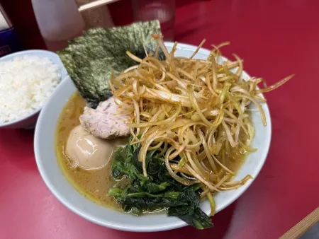Bushōya Iekei Ramen