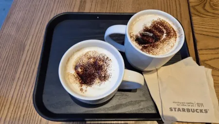 Starbucks Andonggangbyeon DT Branch