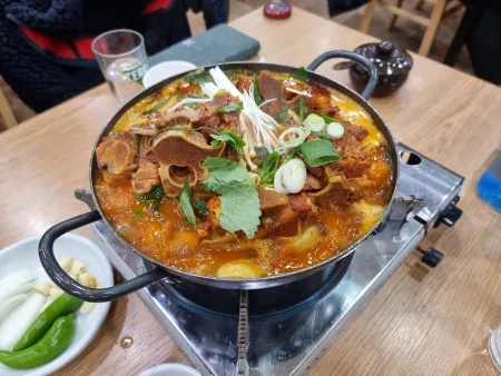 鄉村韓方豬肉湯飯 富民店
