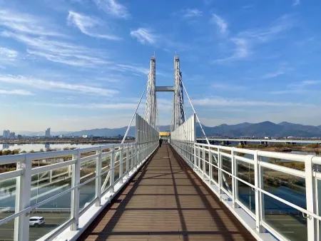 Geumbit Noeul Bridge