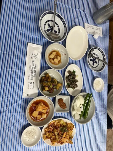 Yaksu Samgyetang