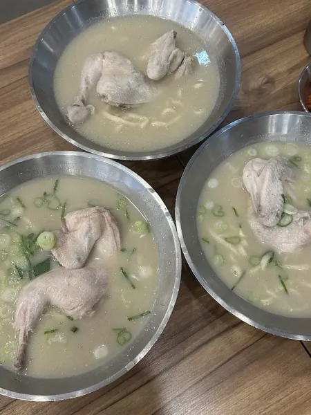 Eonyang Dak Kalguksu Yonghyeon Branch