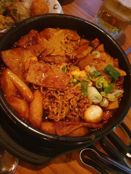 Yeokjeon Halmeoni Beer Jeonggwan Branch
