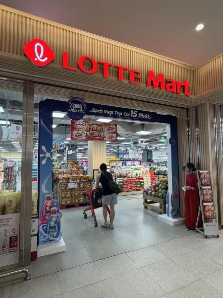 LOTTE Mart