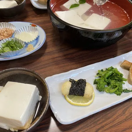 Yudofu Takemura