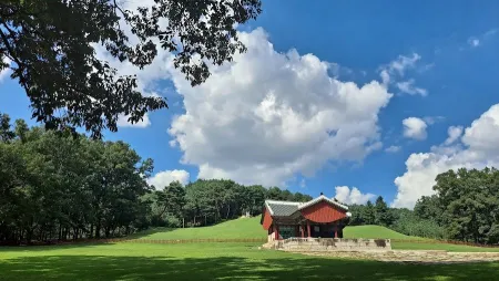 Yungneung and Geolleung Royal Tombs