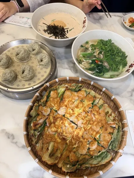 Hwangnam Kalguksu