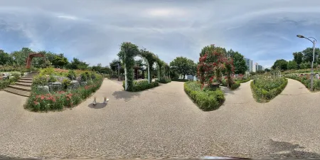 Daehyeonsan Rose Garden