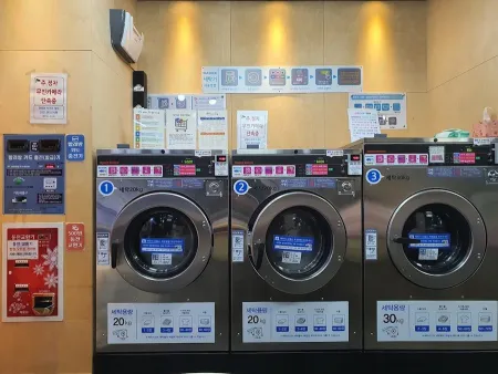 Busan Self Laundry Wash Lounge