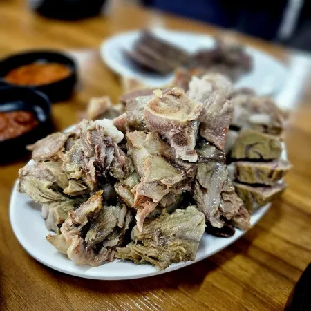Godaein's Meokgeori Jip