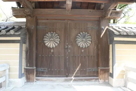 勅使門