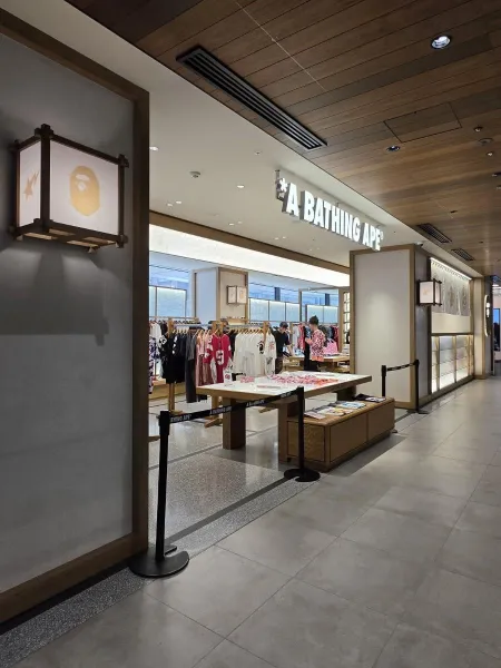 BAPE STORE® 福岡