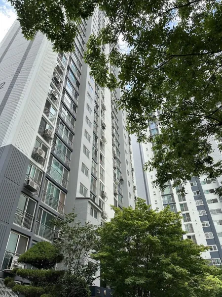 Geoje Hyundai Home Town 1st Apartment