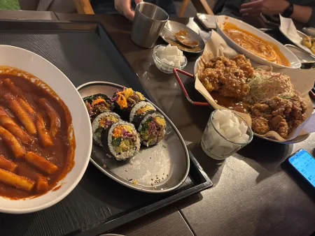 シンジョントッポッキ 新大久保店 Sinjeon Tteokbokki Shin-Okubo
