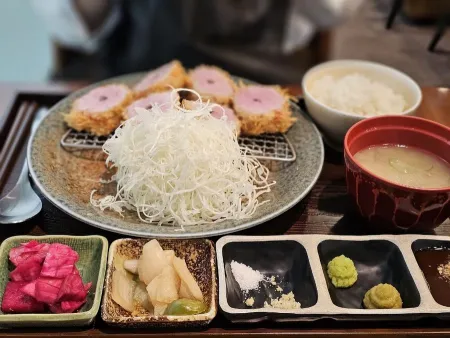 모루카츠