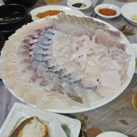 Sacheon Hoejip