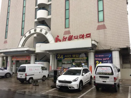 New World Seosara Branch