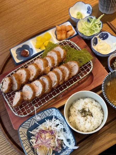 Somsom Katsu Sinchon Main Branch