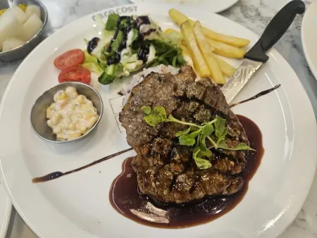Lala Cost Sinwolseong Branch