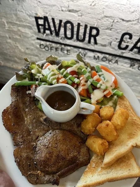 Favour Café