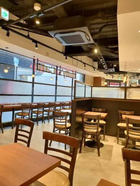 Holly’s Café - Namba