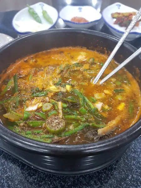 Ul Eomma Yangpyeong Haejangguk Seongdang Branch