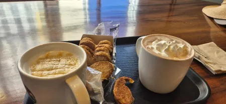 스타벅스 아현역점