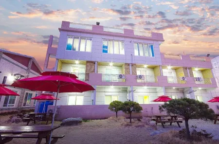 Hanok Saemteo Pension