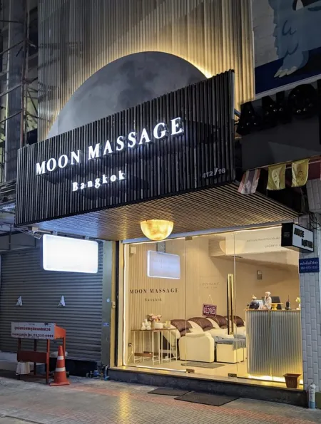 MOON MASSAGE Bangkok