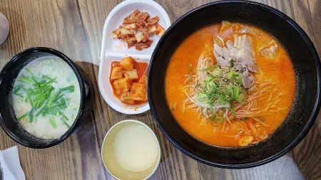 Gimgane Simin Gogi Guksu Yongmun Branch