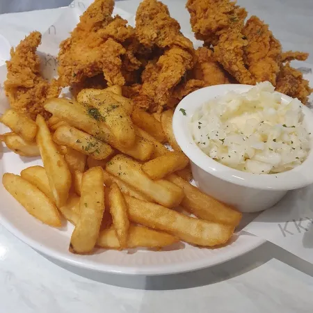 Kkanbu Chicken Cheongdam