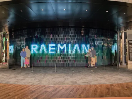 Raemian Gallery