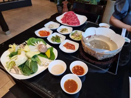 Cheonggiwa Shabu Shabu